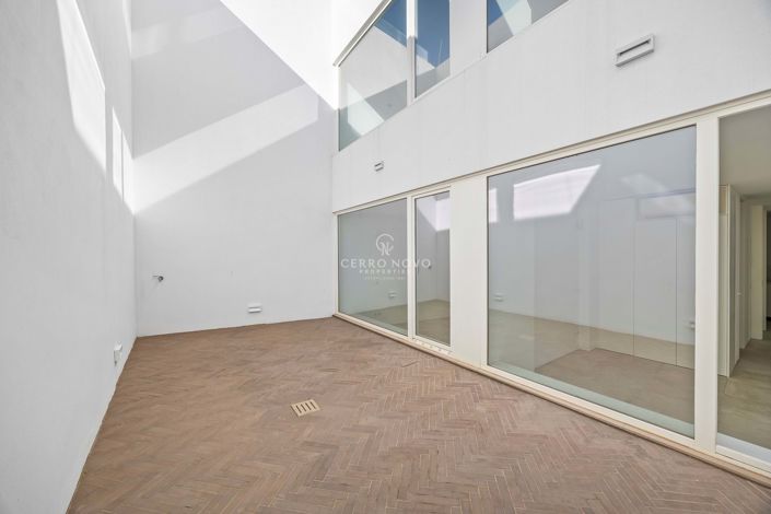 Image No.18-5 Bed Villa for sale