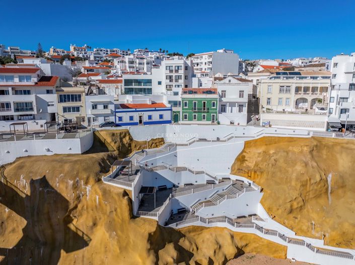 Image No.7-5 Bed Villa for sale