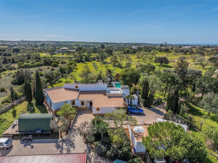 Image No.6-3 Bed Villa for sale