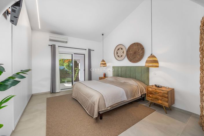 Image No.18-3 Bed Villa for sale