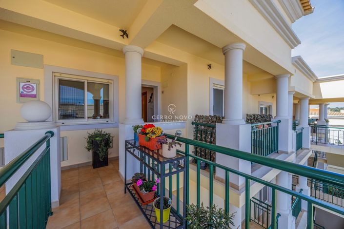 Image No.8-3 Bed Apartment for sale