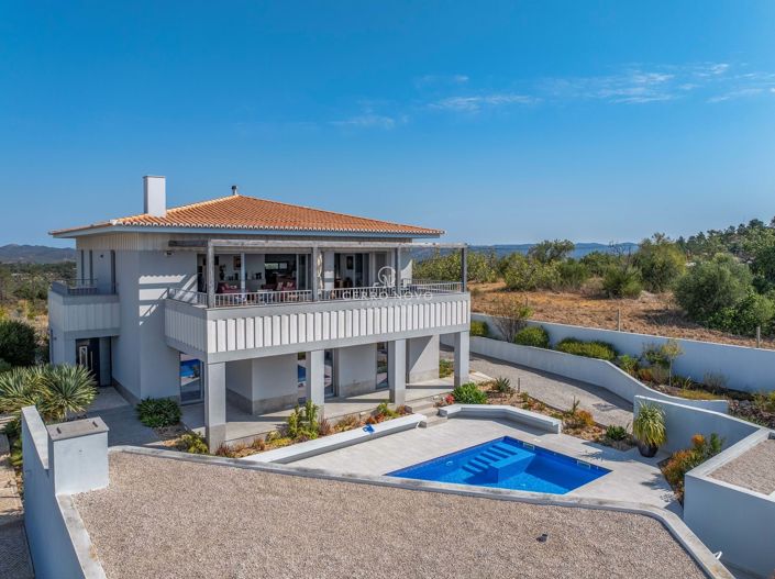Image No.1-4 Bed Villa for sale