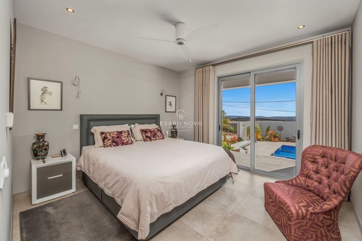 Image No.29-4 Bed Villa for sale