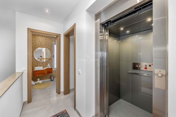 Image No.24-4 Bed Villa for sale