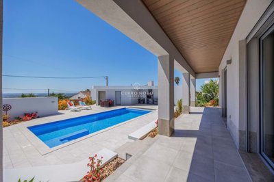 2419-341494-d4a7072701644bd18f6c9ffe77b802fa4