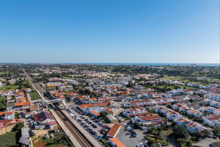 Image No.30-4 Bed Townhouse for sale