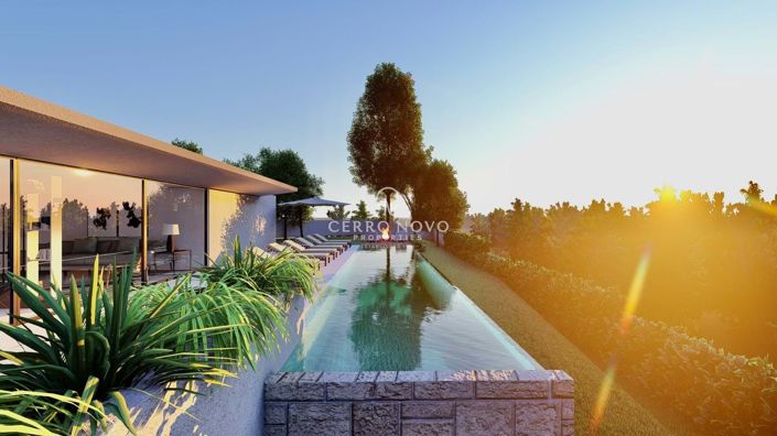 Image No.1-5 Bed Villa for sale