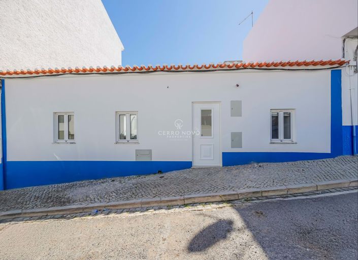 Image No.1-2 Bed Villa for sale