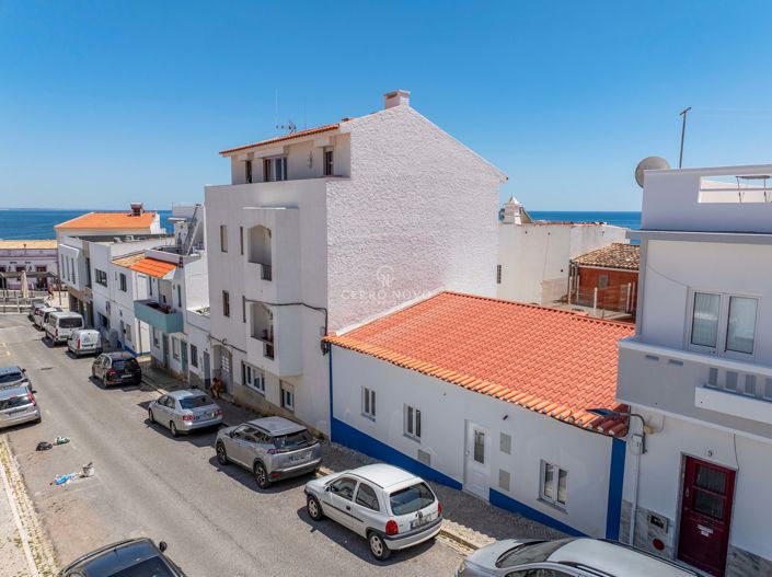 Image No.11-2 Bed Villa for sale