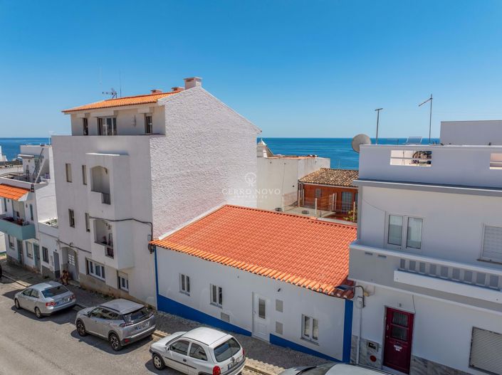 Image No.12-2 Bed Villa for sale