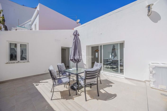 Image No.15-2 Bed Villa for sale