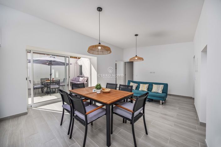 Image No.7-2 Bed Villa for sale