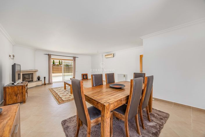 Image No.12-3 Bed Villa for sale