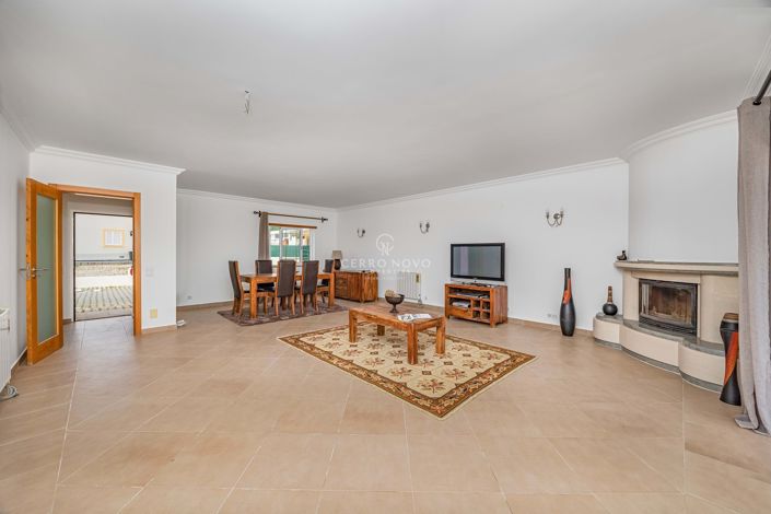 Image No.11-3 Bed Villa for sale