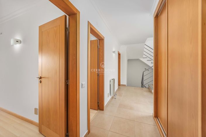 Image No.21-3 Bed Villa for sale