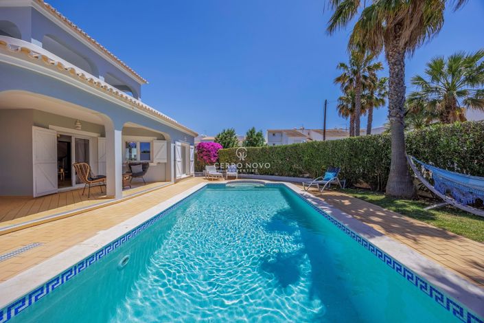 Image No.14-4 Bed Villa for sale