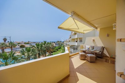 2419-242218-d4a7072701644bd18f6c9ffe77b802fa4