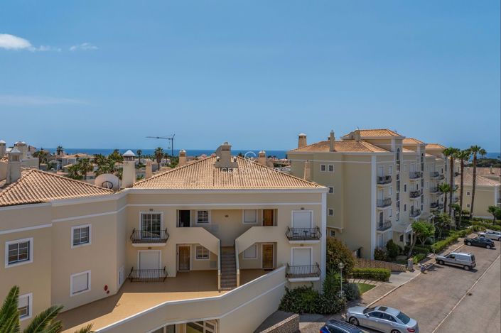 Image No.20-3 Bed Apartment for sale