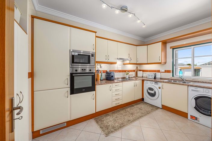 Image No.3-3 Bed Apartment for sale