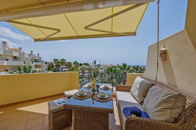 2419-242218-d4a7072701644bd18f6c9ffe77b802fa4