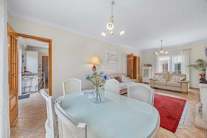 Image No.10-3 Bed Villa for sale