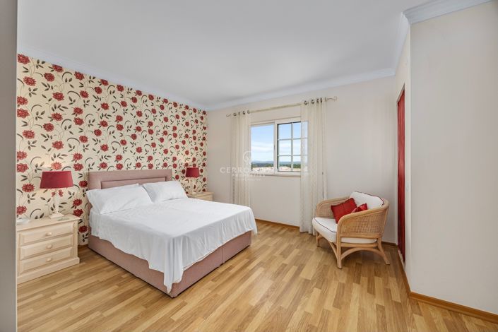 Image No.5-3 Bed Villa for sale