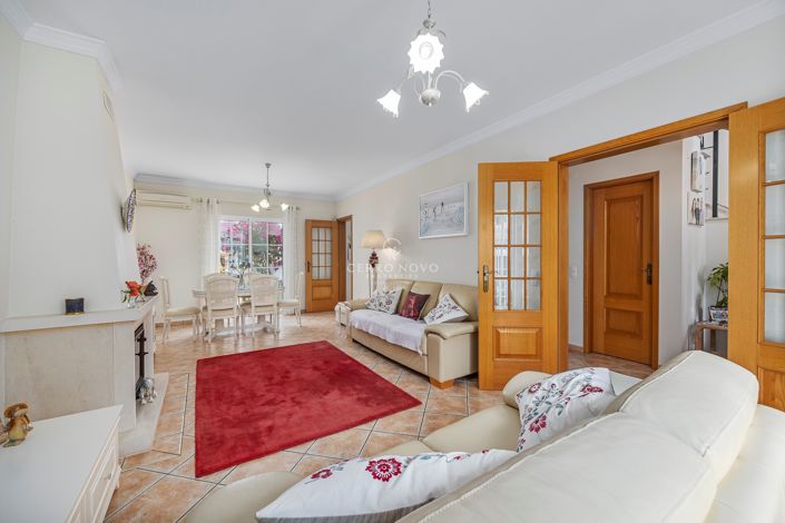 Image No.9-3 Bed Villa for sale