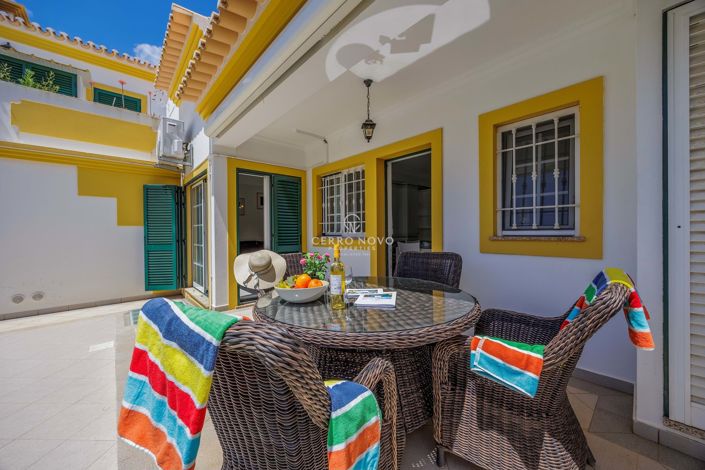 Image No.15-2 Bed Villa for sale