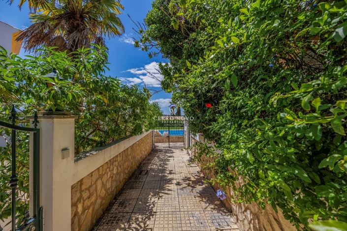 Image No.29-2 Bed Villa for sale