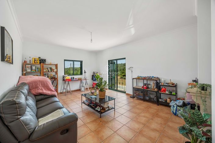 Image No.3-4 Bed Villa for sale