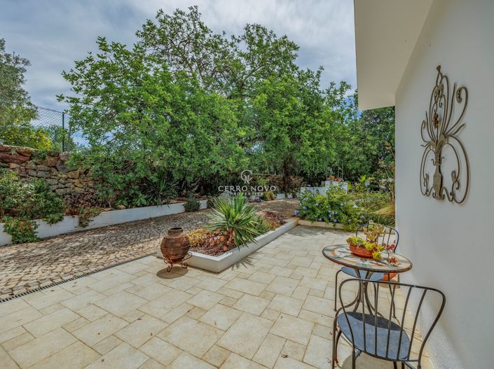 Image No.17-2 Bed Villa for sale