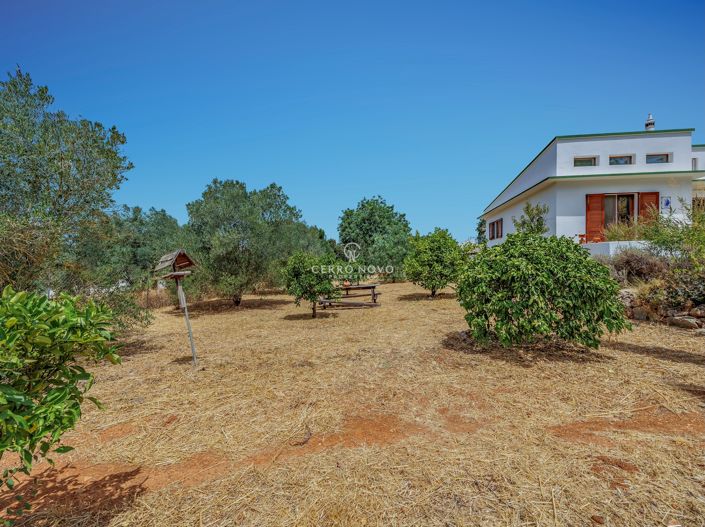 Image No.18-2 Bed Villa for sale