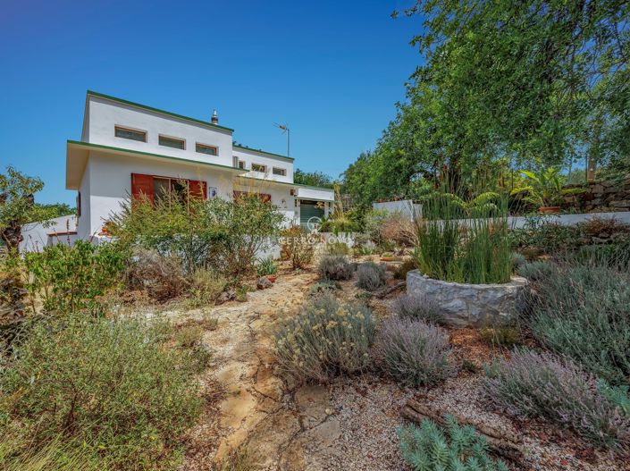 Image No.20-2 Bed Villa for sale