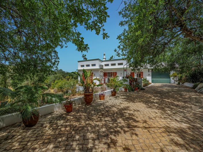 Image No.21-2 Bed Villa for sale