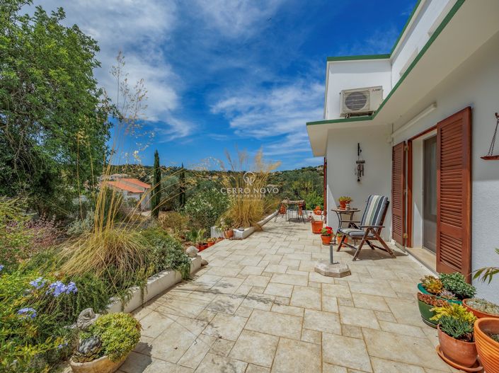 Image No.5-2 Bed Villa for sale