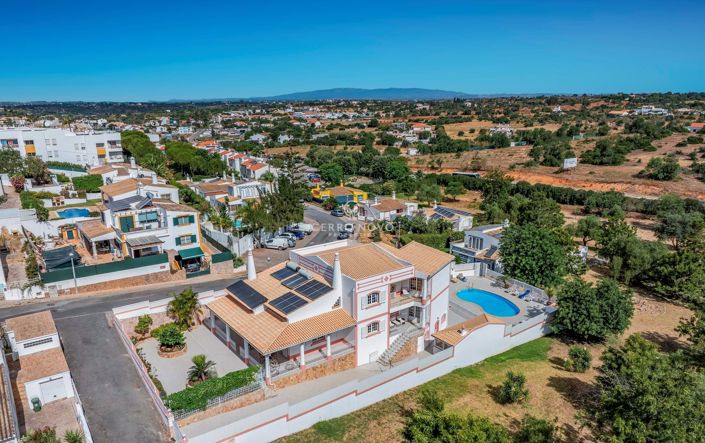 Image No.1-5 Bed Villa for sale