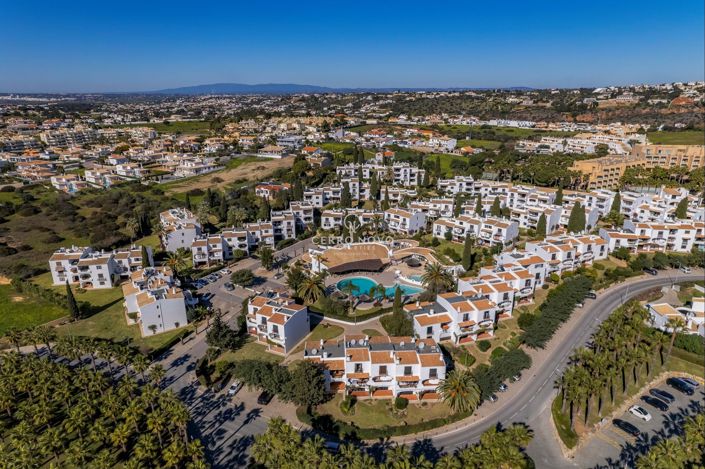 Image No.23-2 Bed Apartment for sale