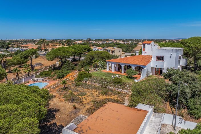 Image No.26-5 Bed Villa for sale