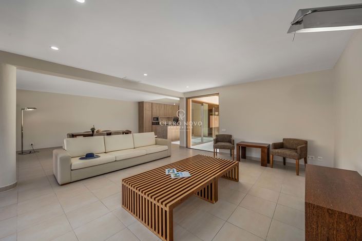 Image No.15-4 Bed Villa for sale