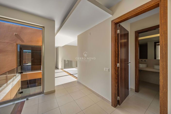 Image No.20-4 Bed Villa for sale