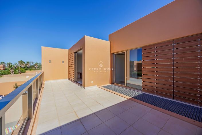 Image No.28-4 Bed Villa for sale