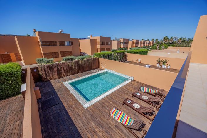 Image No.30-4 Bed Villa for sale