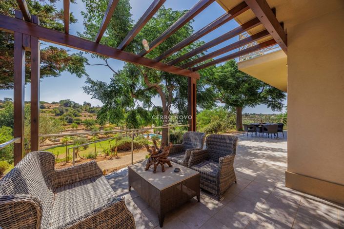 Image No.3-5 Bed Villa for sale