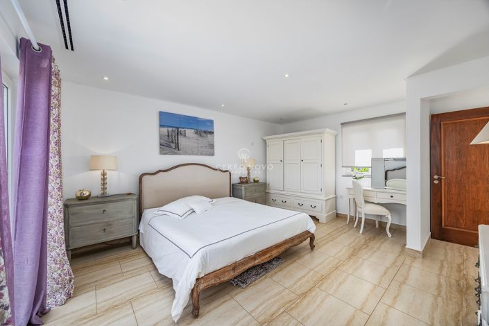 Image No.36-6 Bed Villa for sale