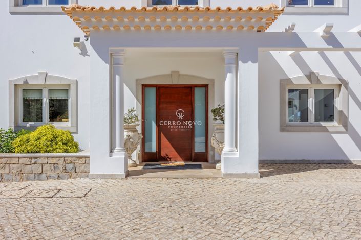 Image No.40-6 Bed Villa for sale