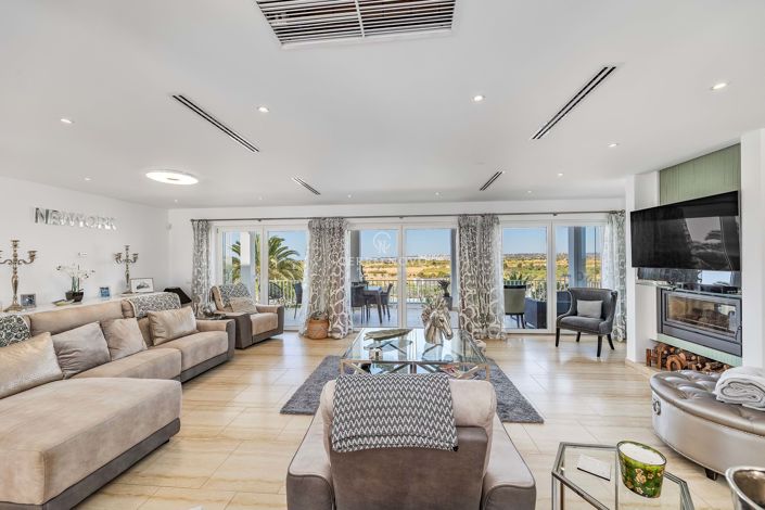 Image No.43-6 Bed Villa for sale