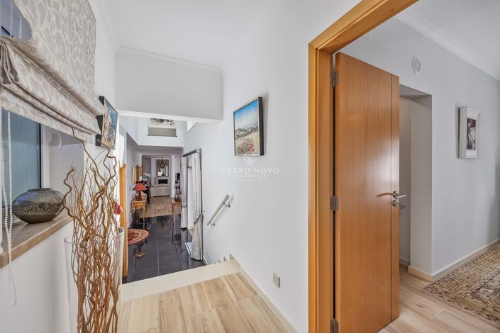 Image No.42-4 Bed Villa for sale