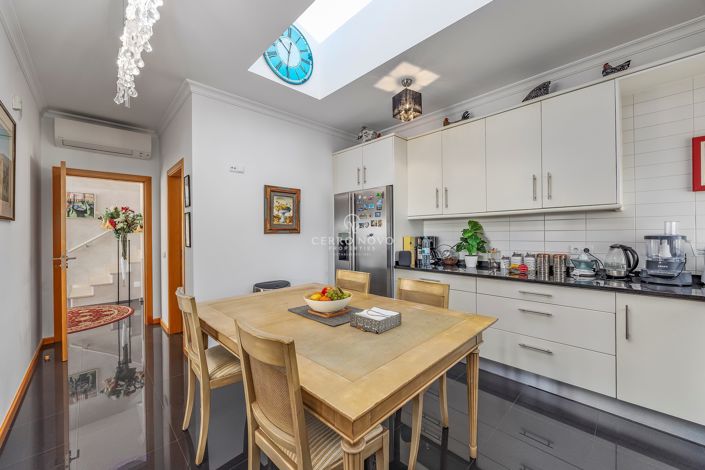 Image No.54-4 Bed Villa for sale