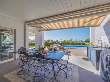 2419-354342-d4a7072701644bd18f6c9ffe77b802fa4