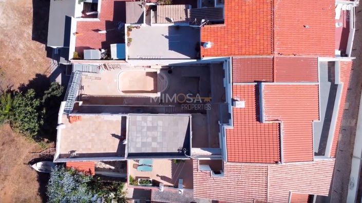 Image No.24-2 Bed Flat for sale